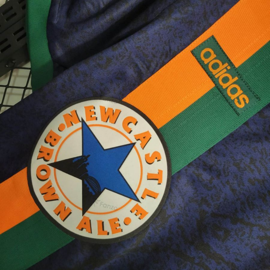 Newcastle United 97/98 Away