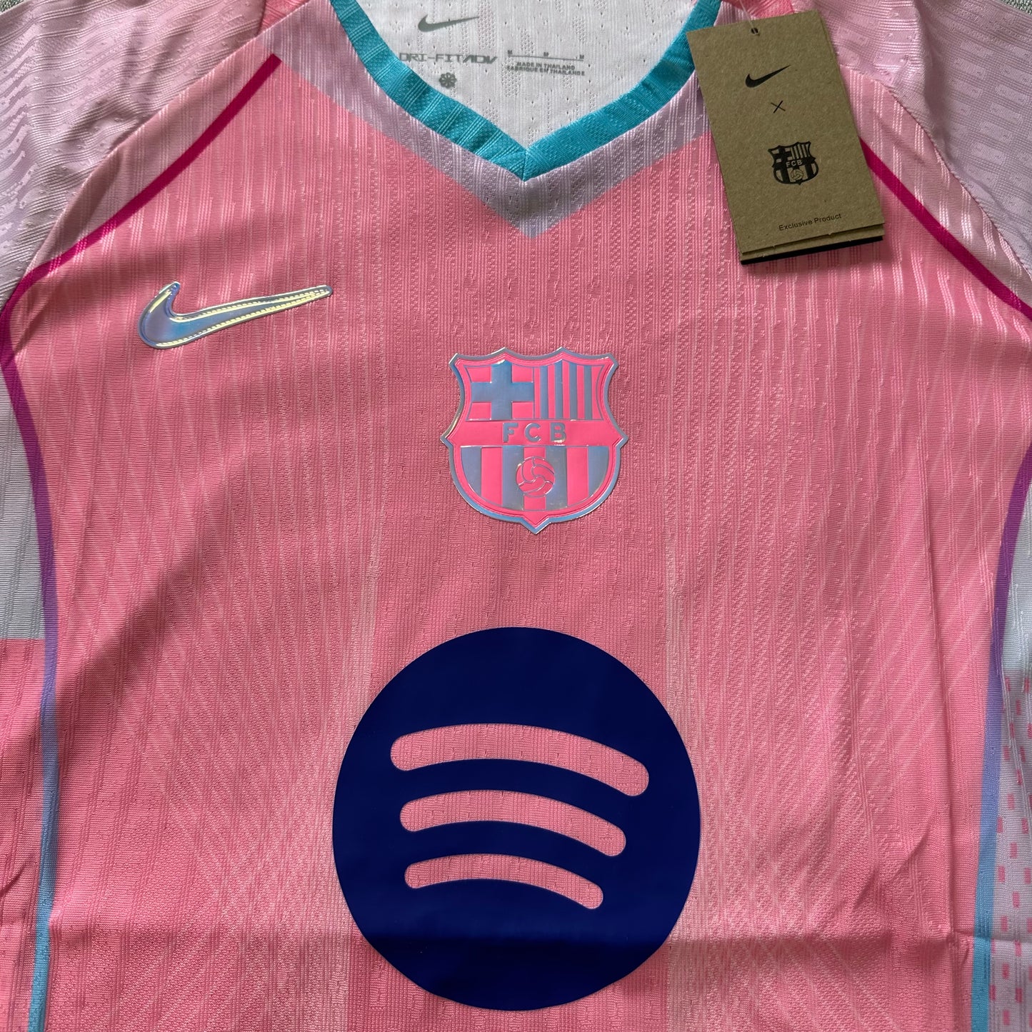 Barcelona T90 pink special edition