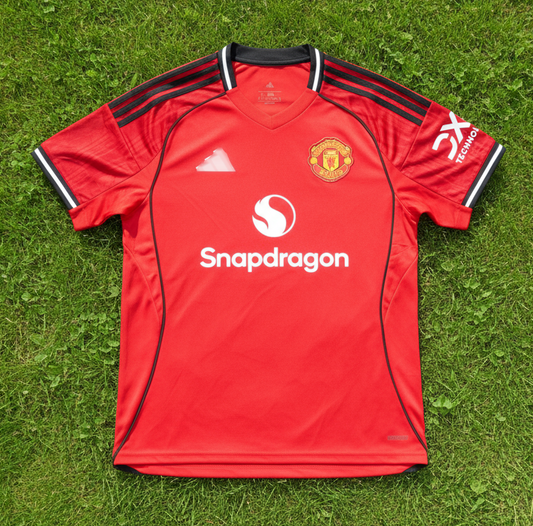 Manchester united home 2026