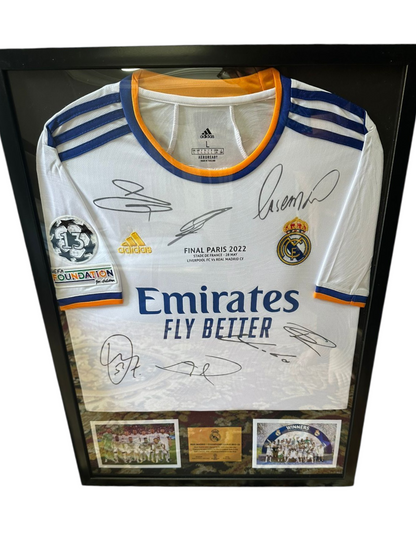 Autographed Real Madrid players UCL 2022 FINAL